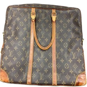 ヴィトン モノグラム ポルトドキュマン ボワヤージュ M40226